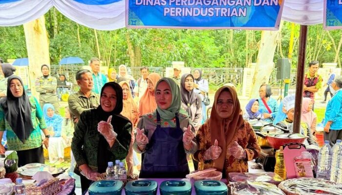 Panggung Rasa HUT Konawe Ke-66 : Plt Kadis Perindag Tampil Memukau Di Festival Sinonggi  Street Food